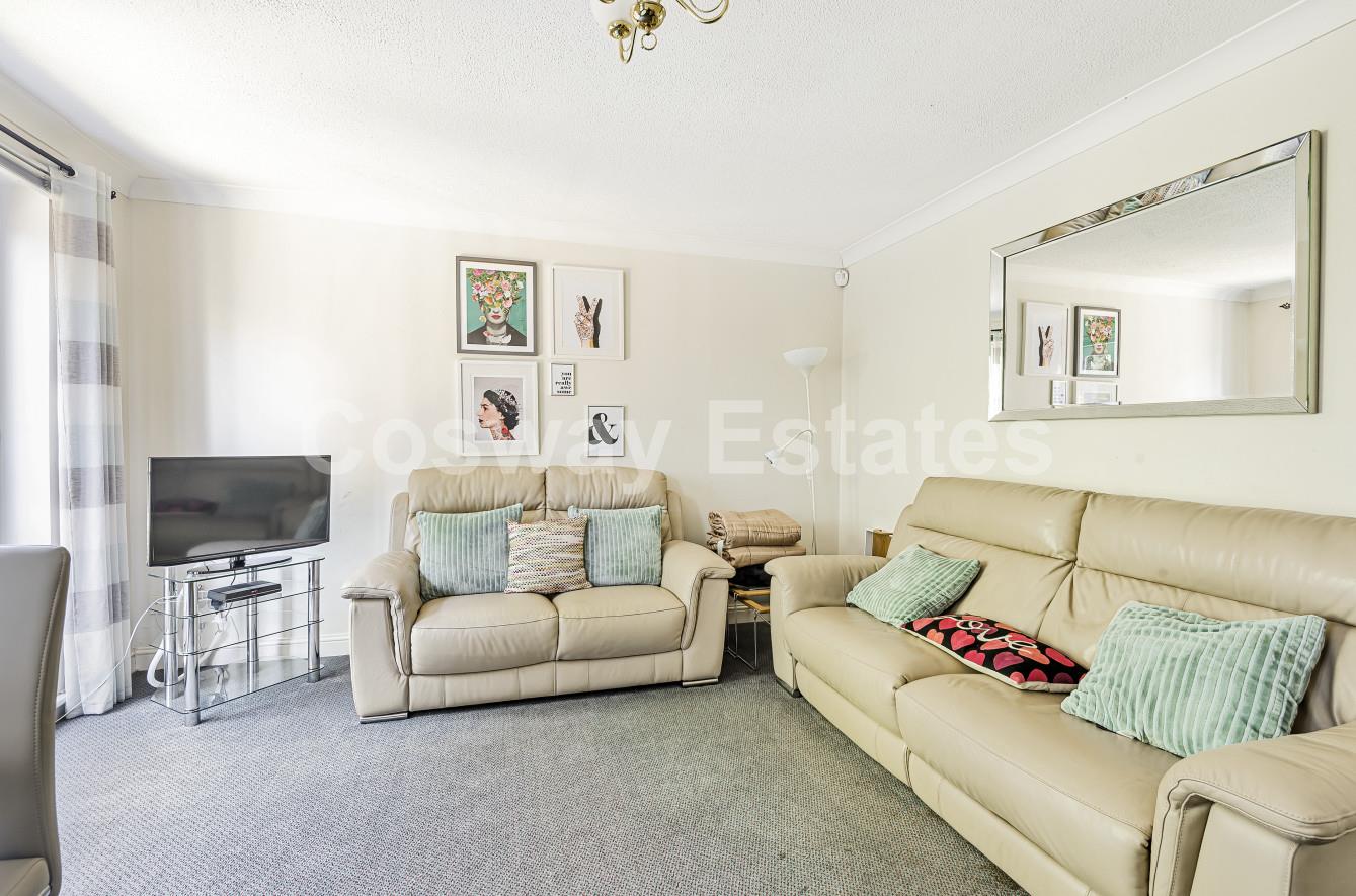 Grenville Place, Mill Hill